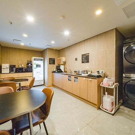 Rosy Hotel Cheongju Buitenkant foto