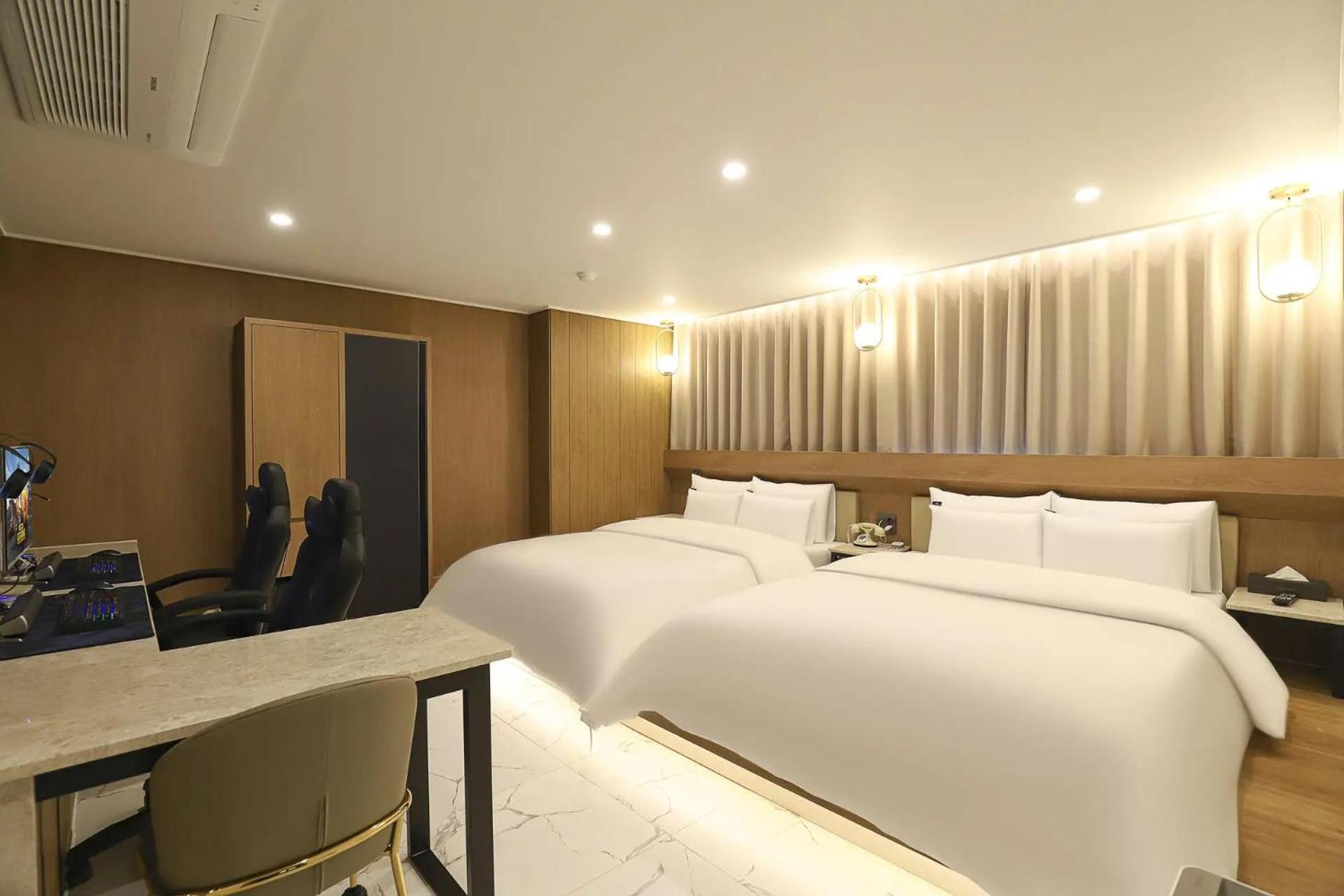 Rosy Hotel Cheongju Buitenkant foto