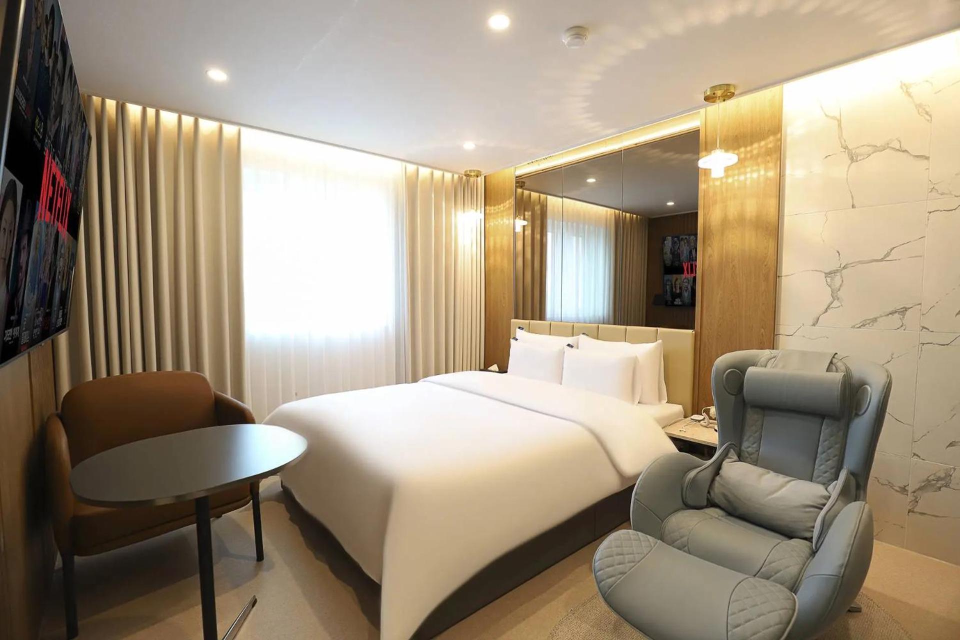 Rosy Hotel Cheongju Buitenkant foto
