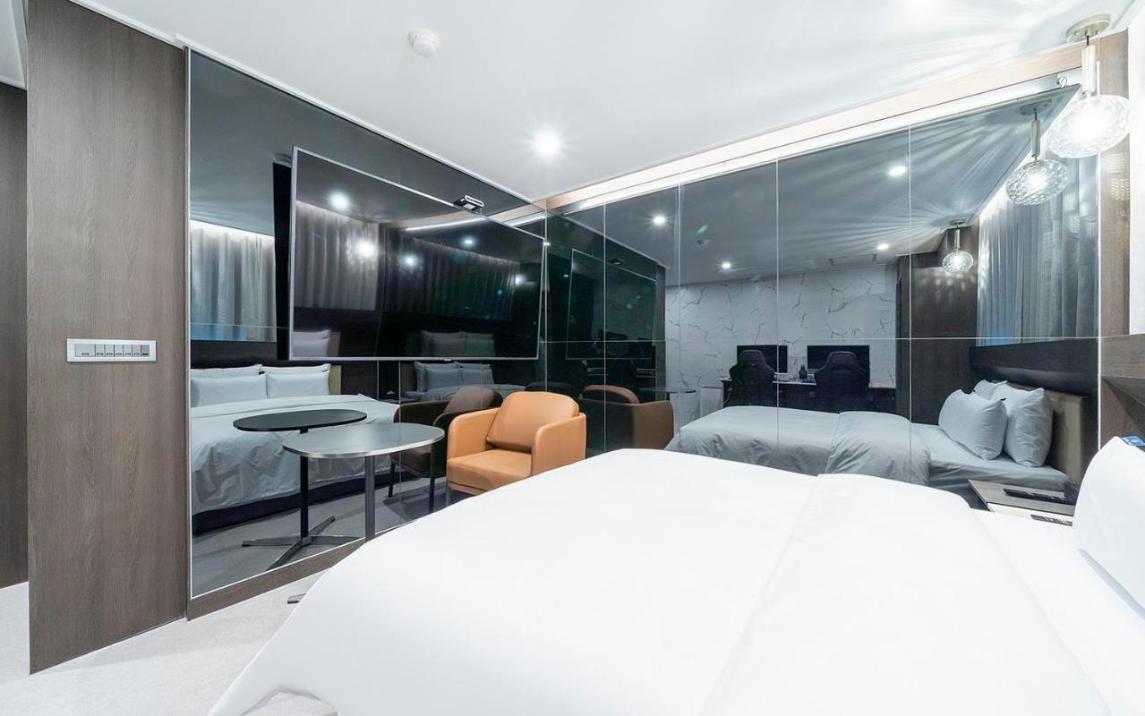 Rosy Hotel Cheongju Buitenkant foto