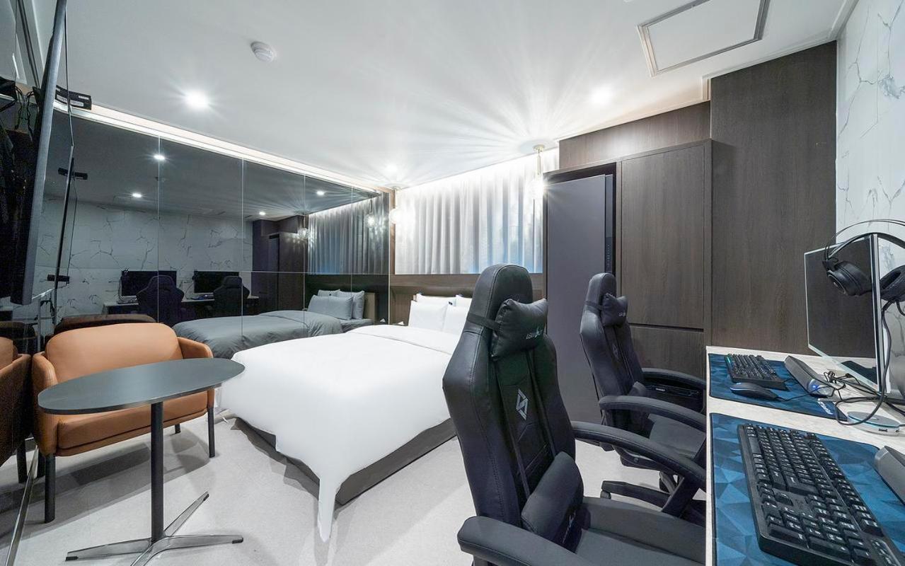 Rosy Hotel Cheongju Buitenkant foto